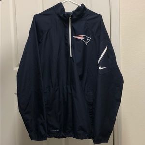 Nike NFL Onfield Apparel Patriots windbreaker